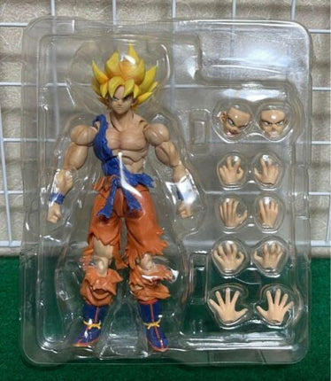 Bandai Super Saiyan Goku Son Dragon Ball Z Super Warrior Awakening Figure