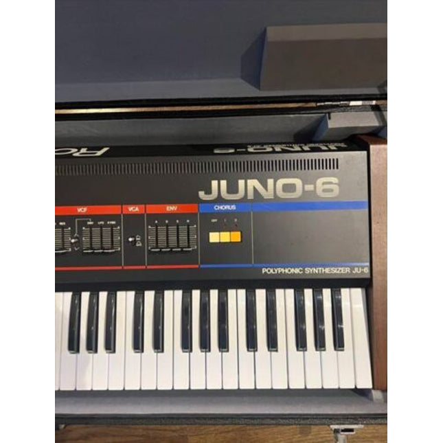 Roland  Keyboard Synthesizer Analog  Electronic Piano 61 key Black Juno-6